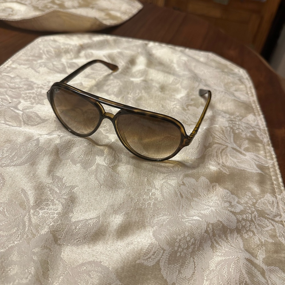 ray-ban sunglasses
